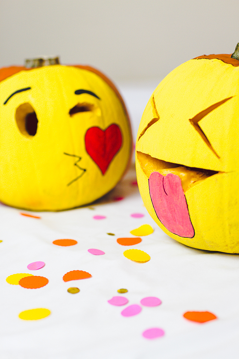 DIY-Emoji-Pumpkins-Halloween-Decor-Fun-Painting