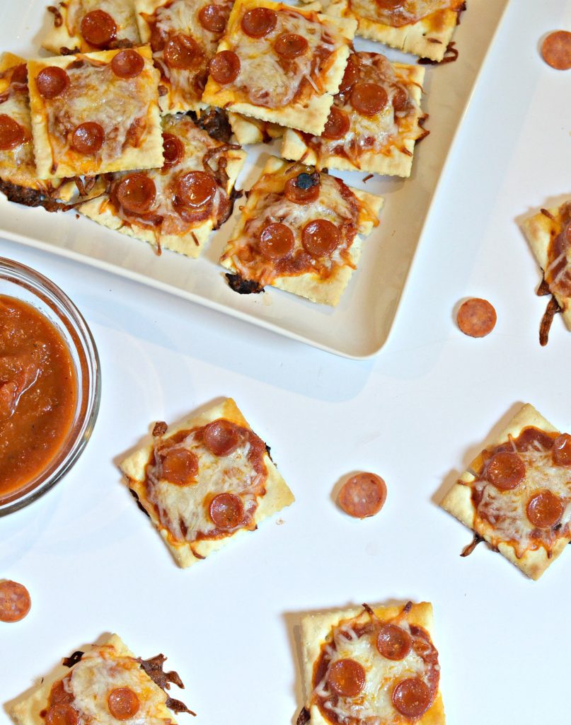 Cracker Pizzas! Perfect after school snack. Easy and delicious snacks. 