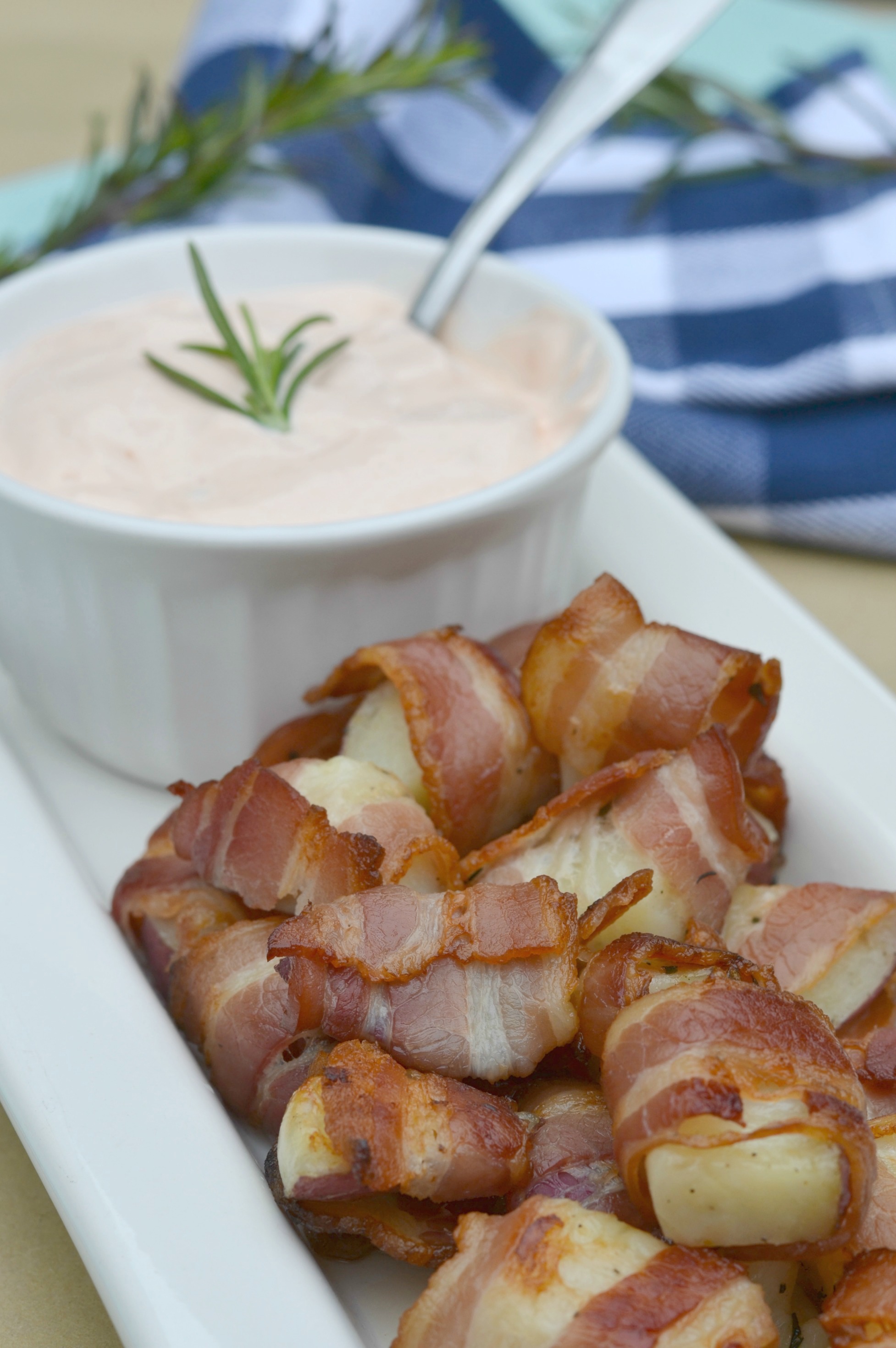 Bacon Wrapped Potato Bites with Spicy Sour Cream Dip - Houston Mommy ...