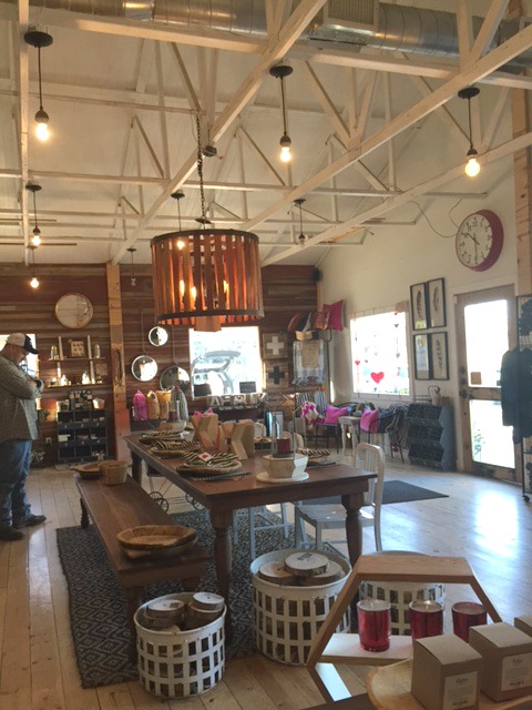 Top 10 Tips for Your First Time to Magnolia Market. Harp Design Co. Waco Travel.