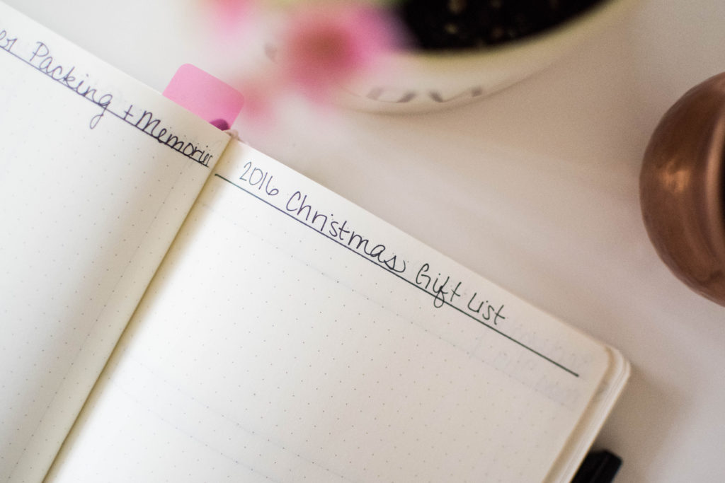 simplify your life minimalism list tracking bujo