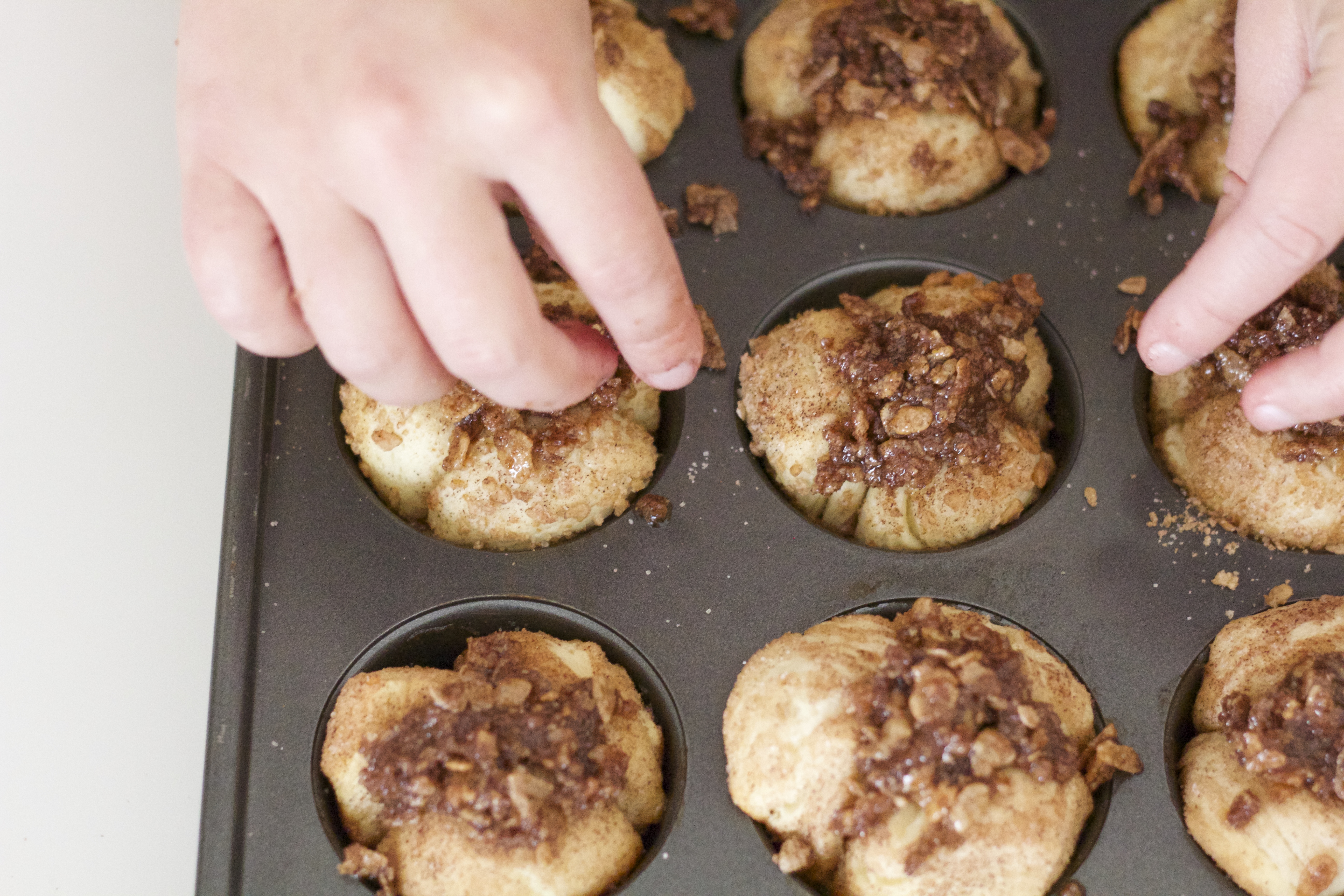 Snickerdoodle Breakfast Muffins