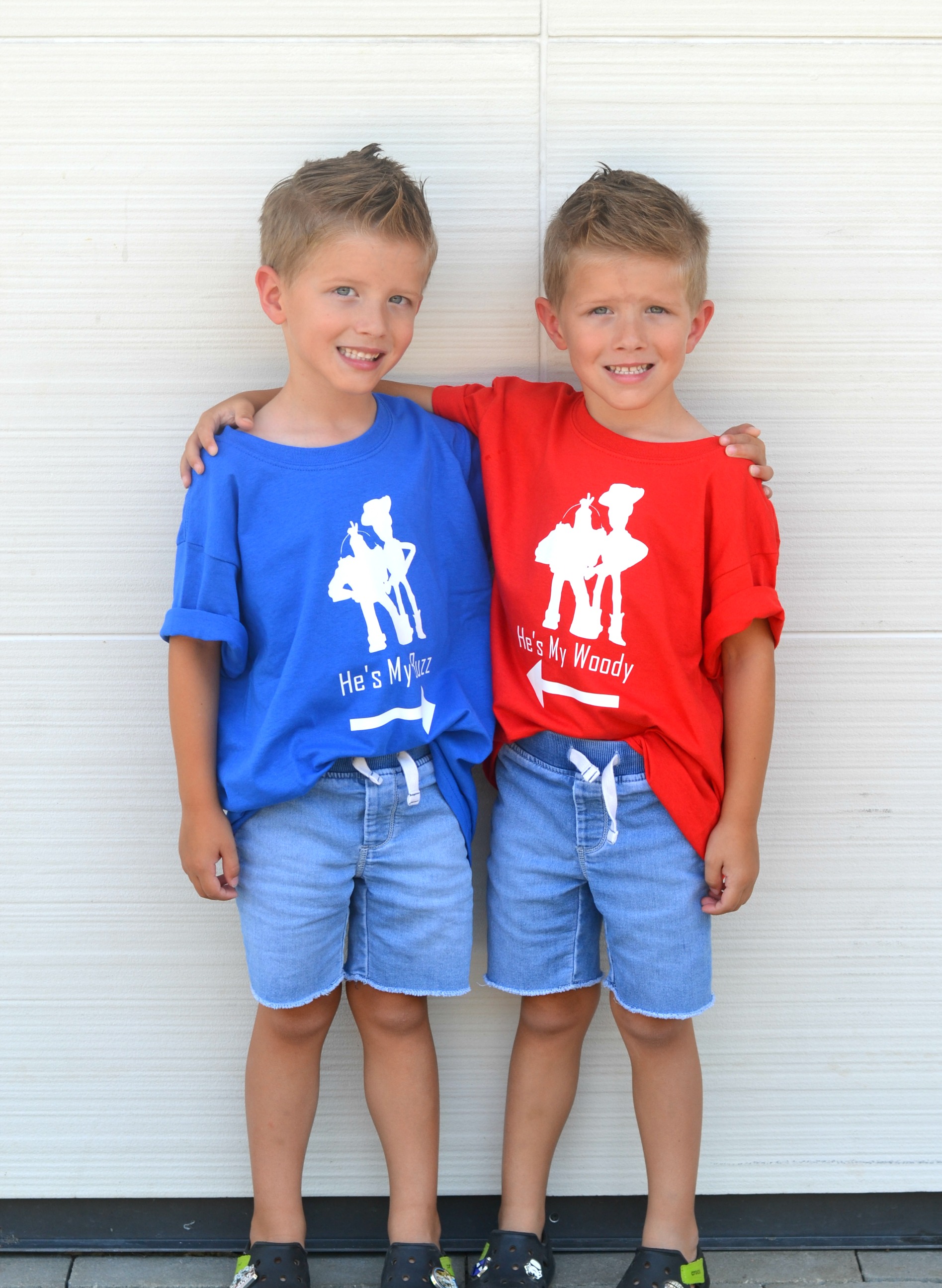 Easy Twin Shirts with a Cricut: Twin Day, Siblings, Best Friends and More!  - Hey, Let's Make Stuff